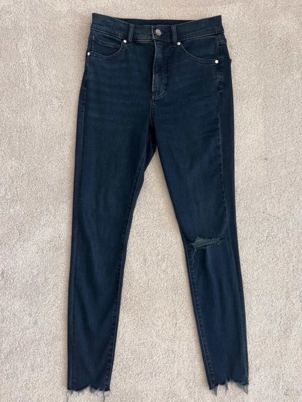 Express Women’s Dark Blue Skinny Jeans with Knee Distress- Size 4